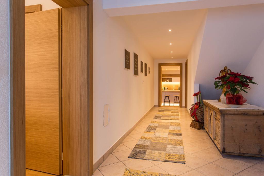 Slow Living Suite - Ferienwohnung Mit Privater Sauna & Garten Fiss Eksteriør billede