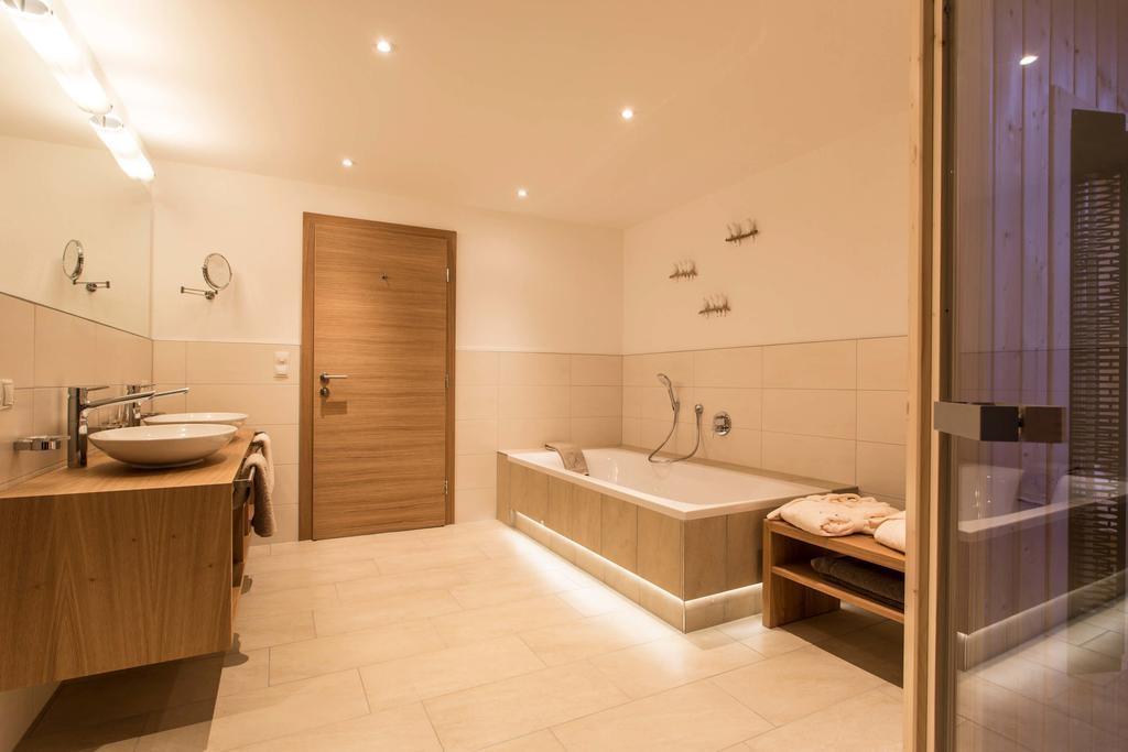 Slow Living Suite - Ferienwohnung Mit Privater Sauna & Garten Fiss Eksteriør billede