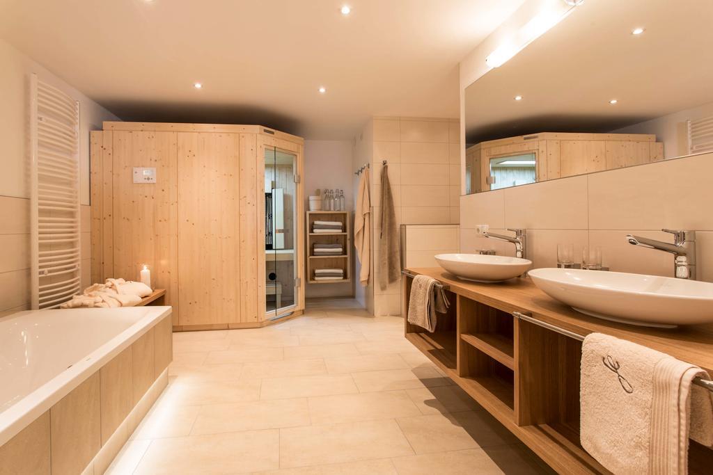 Slow Living Suite - Ferienwohnung Mit Privater Sauna & Garten Fiss Eksteriør billede
